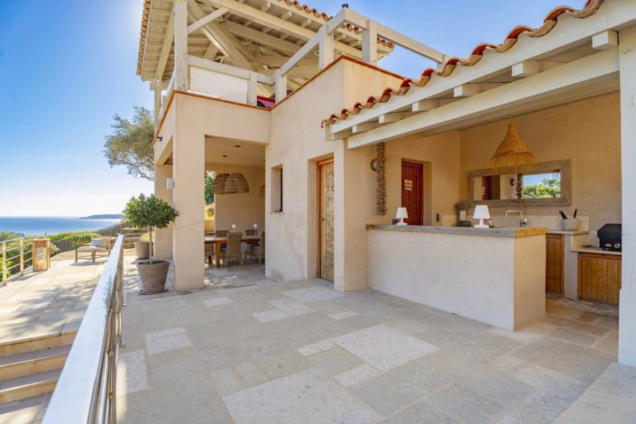 Image No.14-5 Bed House for sale