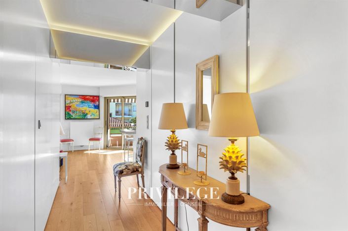 Image No.17-2 Bed Apartment for sale