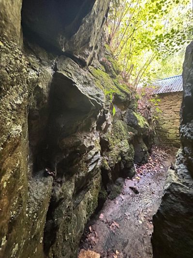 Image No.10-5 Bed House for sale