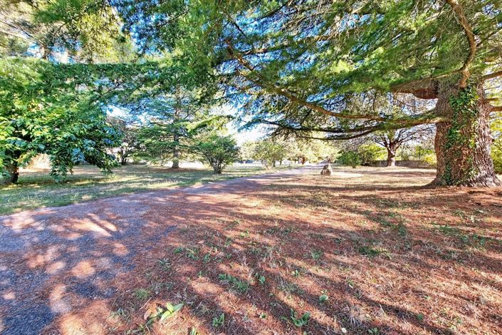 Image No.20-4 Bed House for sale