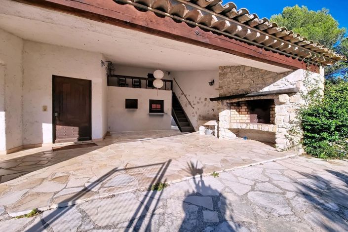 Image No.7-4 Bed House for sale