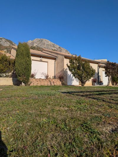 Image No.1-5 Bed House for sale