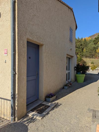 Image No.2-5 Bed House for sale