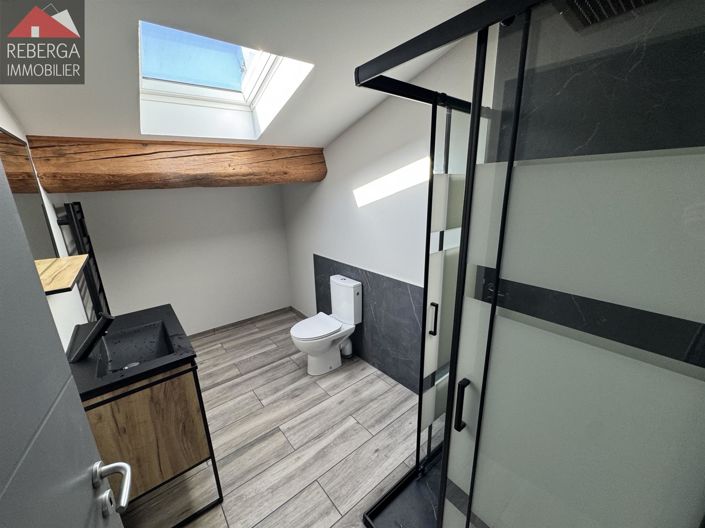 Image No.17-4 Bed House for sale