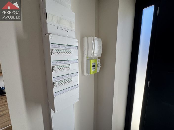 Image No.26-4 Bed House for sale