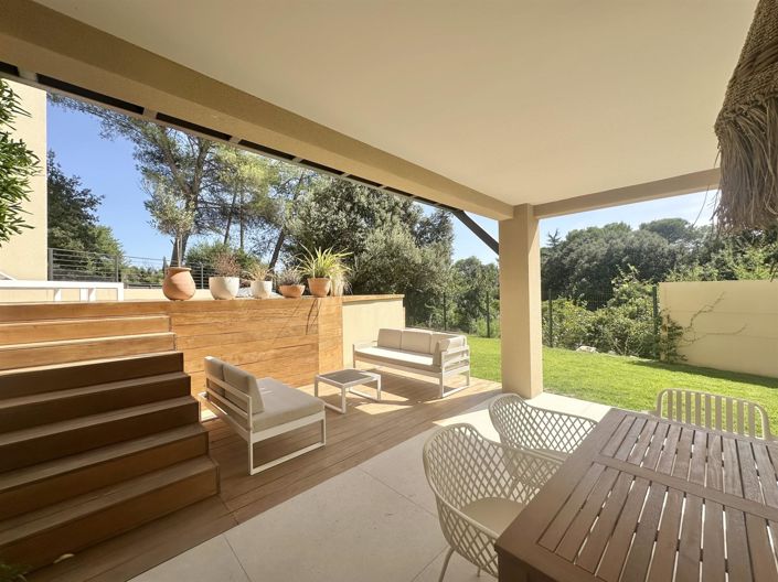 Image No.10-4 Bed House for sale