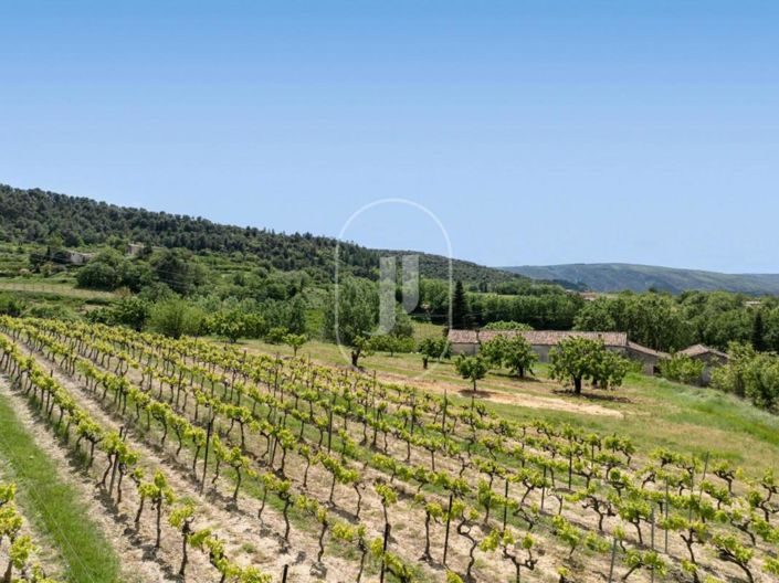 Image No.7-5 Bed House for sale