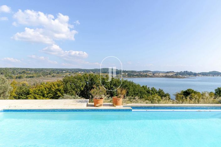 Image No.6-13 Bed House for sale