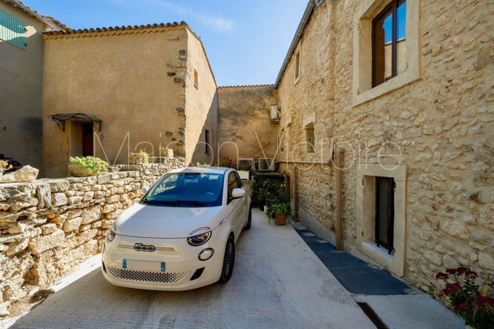 Image No.12-5 Bed House for sale