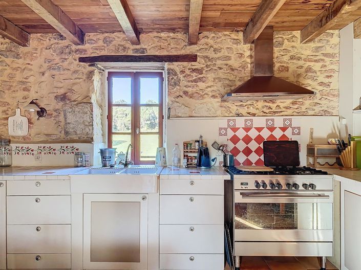 Image No.5-5 Bed House for sale