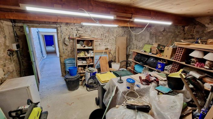 Image No.18-1 Bed House for sale