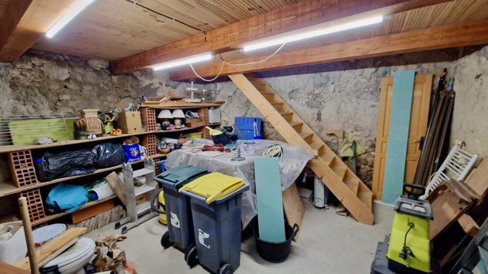 Image No.19-1 Bed House for sale