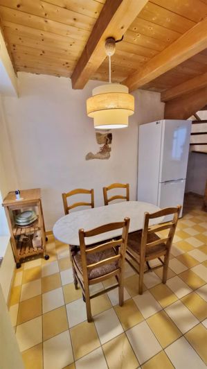 Image No.9-1 Bed House for sale