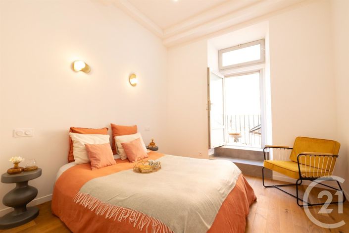 Image No.10-3 Bed Apartment for sale