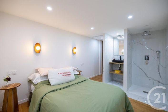 Image No.11-3 Bed Apartment for sale