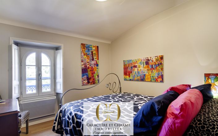 Image No.22-5 Bed House for sale