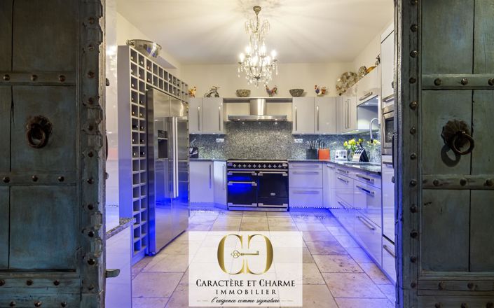 Image No.5-5 Bed House for sale