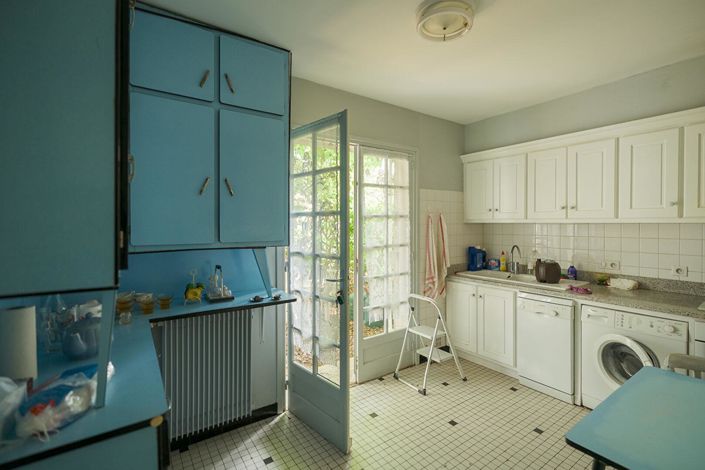 Image No.10-4 Bed House for sale