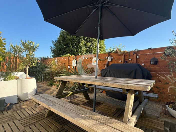 Image No.15-4 Bed House for sale