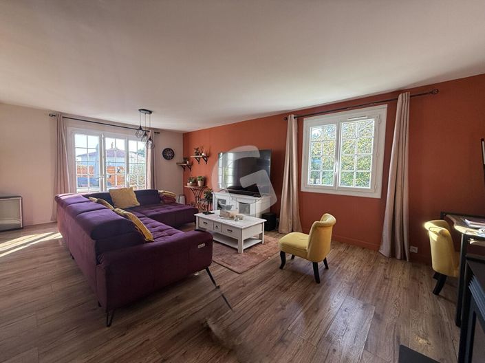 Image No.4-4 Bed House for sale