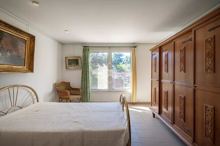 Image No.14-5 Bed House for sale