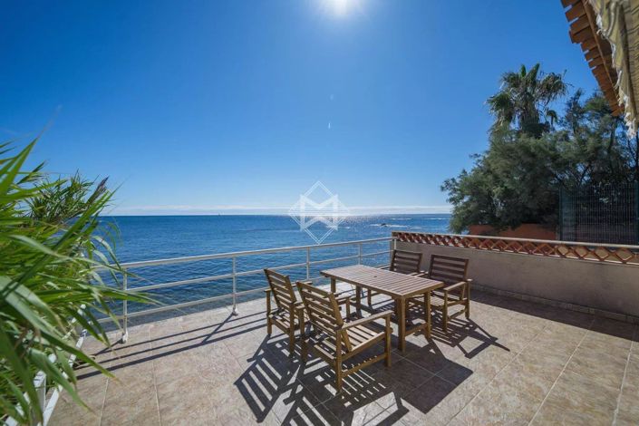 Image No.4-5 Bed House for sale