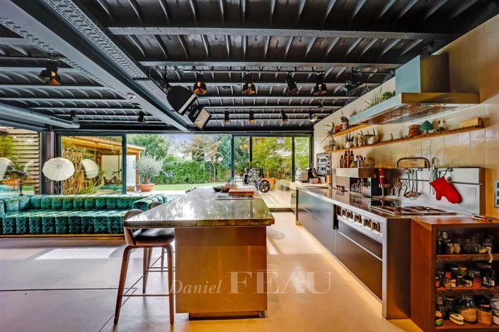 Image No.4-5 Bed House for sale