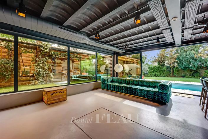 Image No.5-5 Bed House for sale