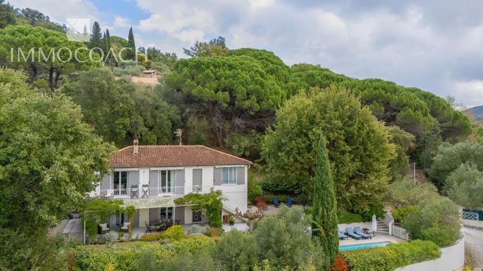 Image No.20-4 Bed House for sale