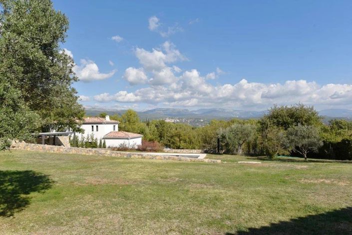 Image No.15-5 Bed House for sale