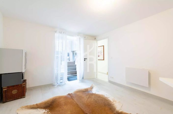 Image No.10-4 Bed Apartment for sale