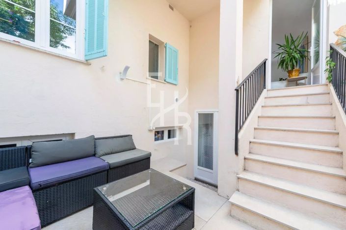 Image No.22-4 Bed Apartment for sale