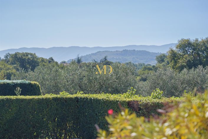 Image No.29-6 Bed House for sale