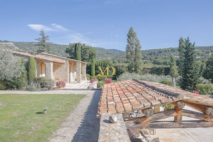 Image No.5-6 Bed House for sale