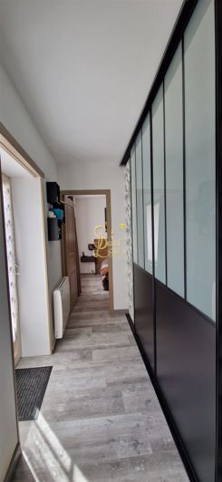 Image No.9-4 Bed House for sale