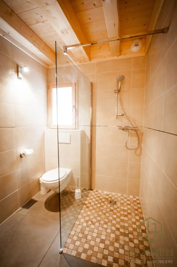 Image No.11-7 Bed House for sale