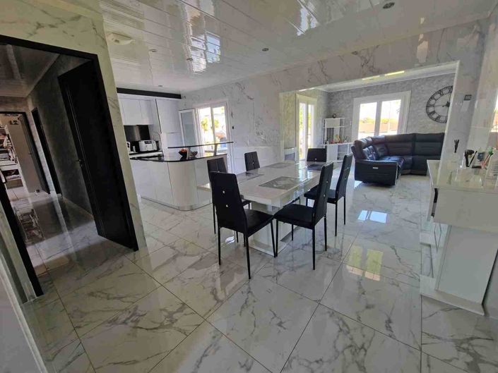 Image No.12-3 Bed House for sale