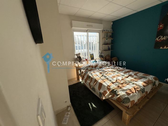 Image No.20-4 Bed House for sale