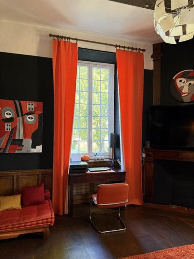 Image No.16-6 Bed House for sale