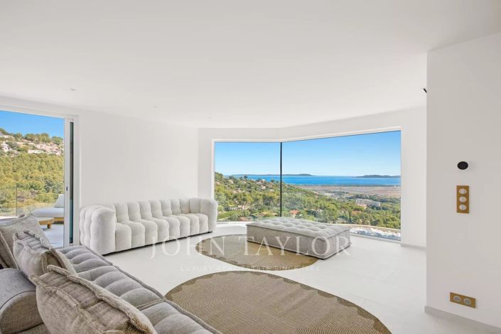 Image No.10-House for sale