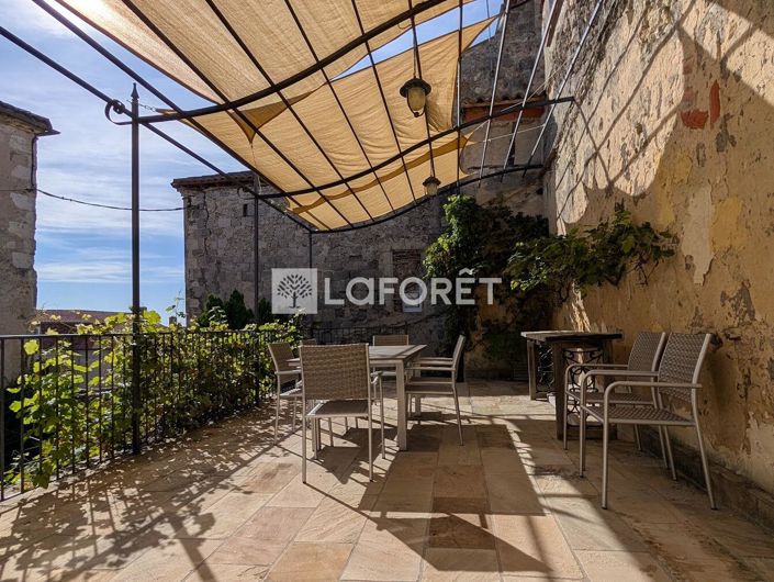 Image No.18-5 Bed Property for sale