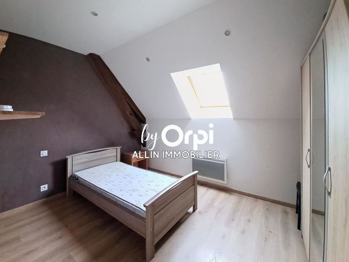 Image No.15-10 Bed House for sale