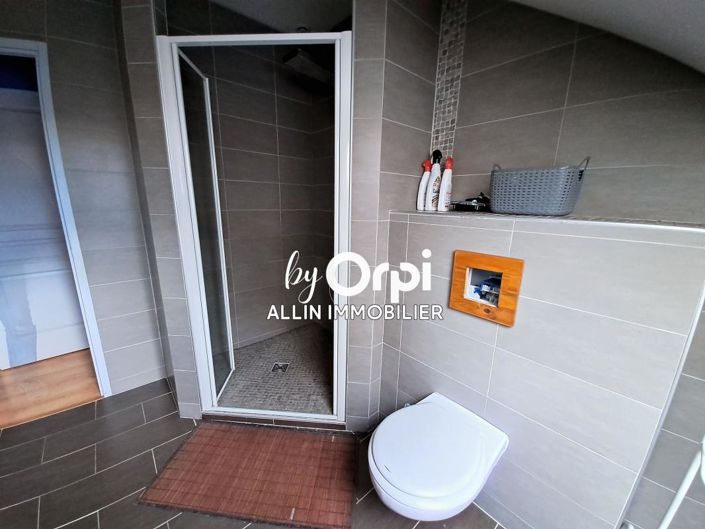 Image No.24-10 Bed House for sale