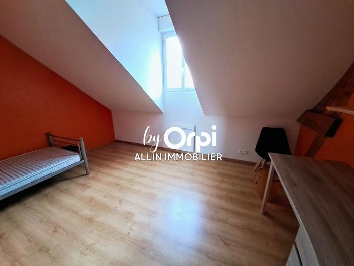 Image No.27-10 Bed House for sale