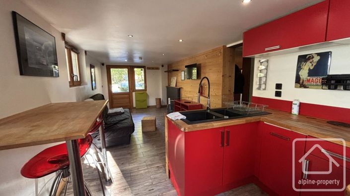 Image No.11-5 Bed Property for sale