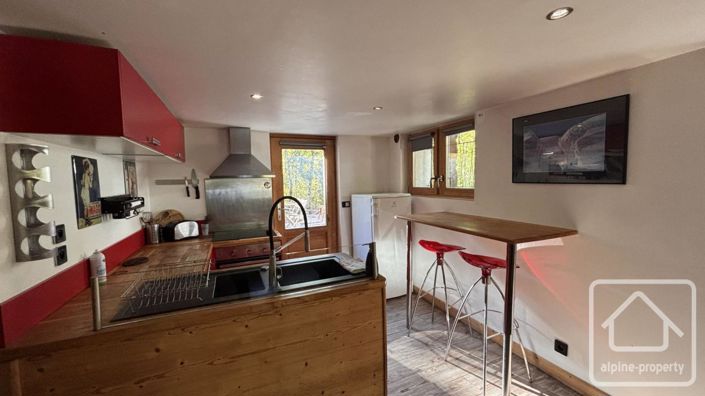 Image No.13-5 Bed Property for sale