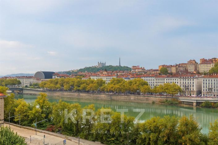 Image No.1-4 Bed Apartment for sale