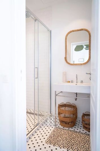 Image No.17-6 Bed House for sale