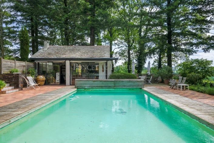 Image No.5-6 Bed House for sale