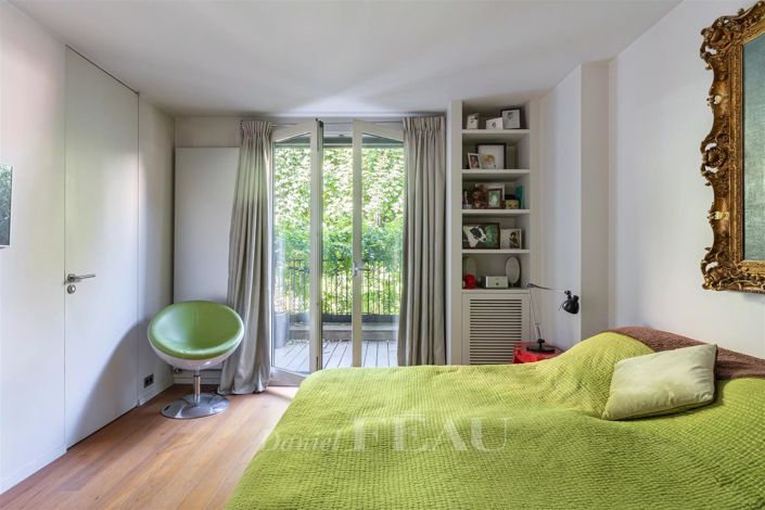 Image No.18-4 Bed House for sale